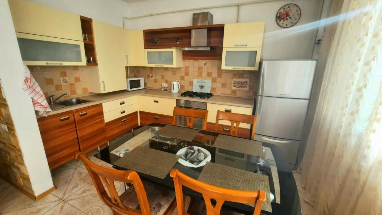 Elegance Apartment Chisinau Center Close To Stefan Cel Mare Екстер'єр фото