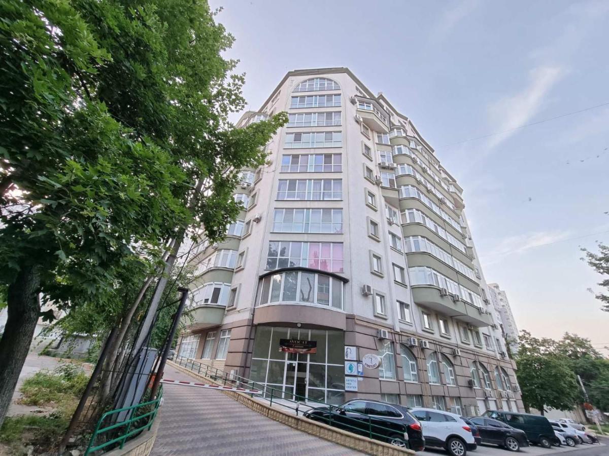 Elegance Apartment Chisinau Center Close To Stefan Cel Mare Екстер'єр фото