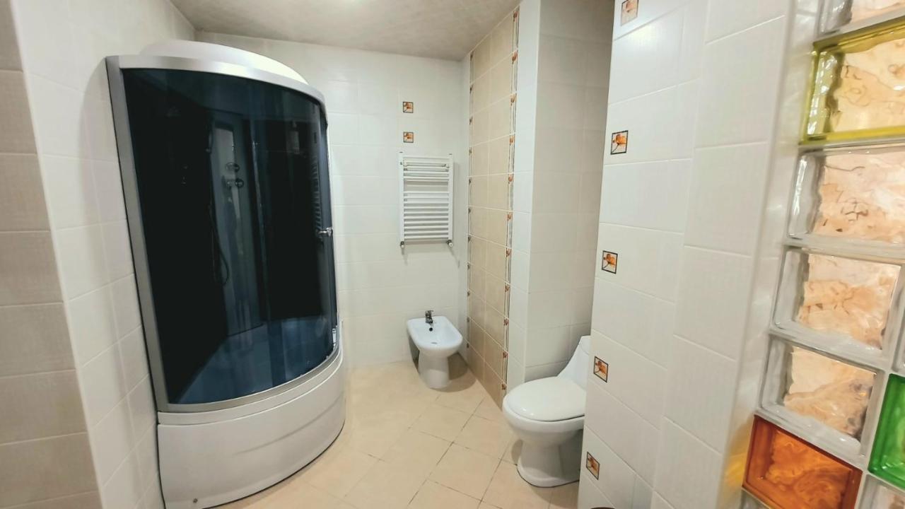 Elegance Apartment Chisinau Center Close To Stefan Cel Mare Екстер'єр фото