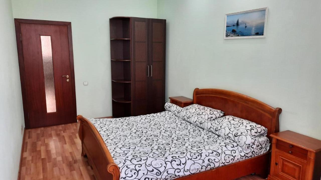 Elegance Apartment Chisinau Center Close To Stefan Cel Mare Екстер'єр фото